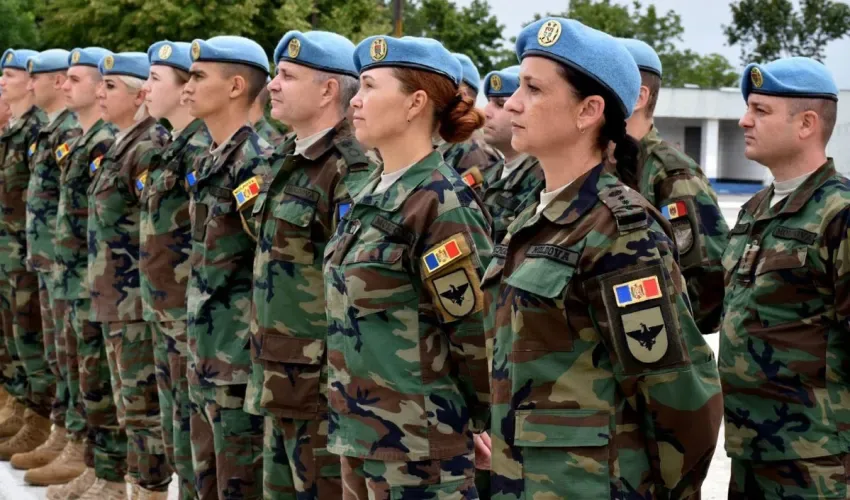 Una din cinci persoane din armata Republicii Moldova este femeie