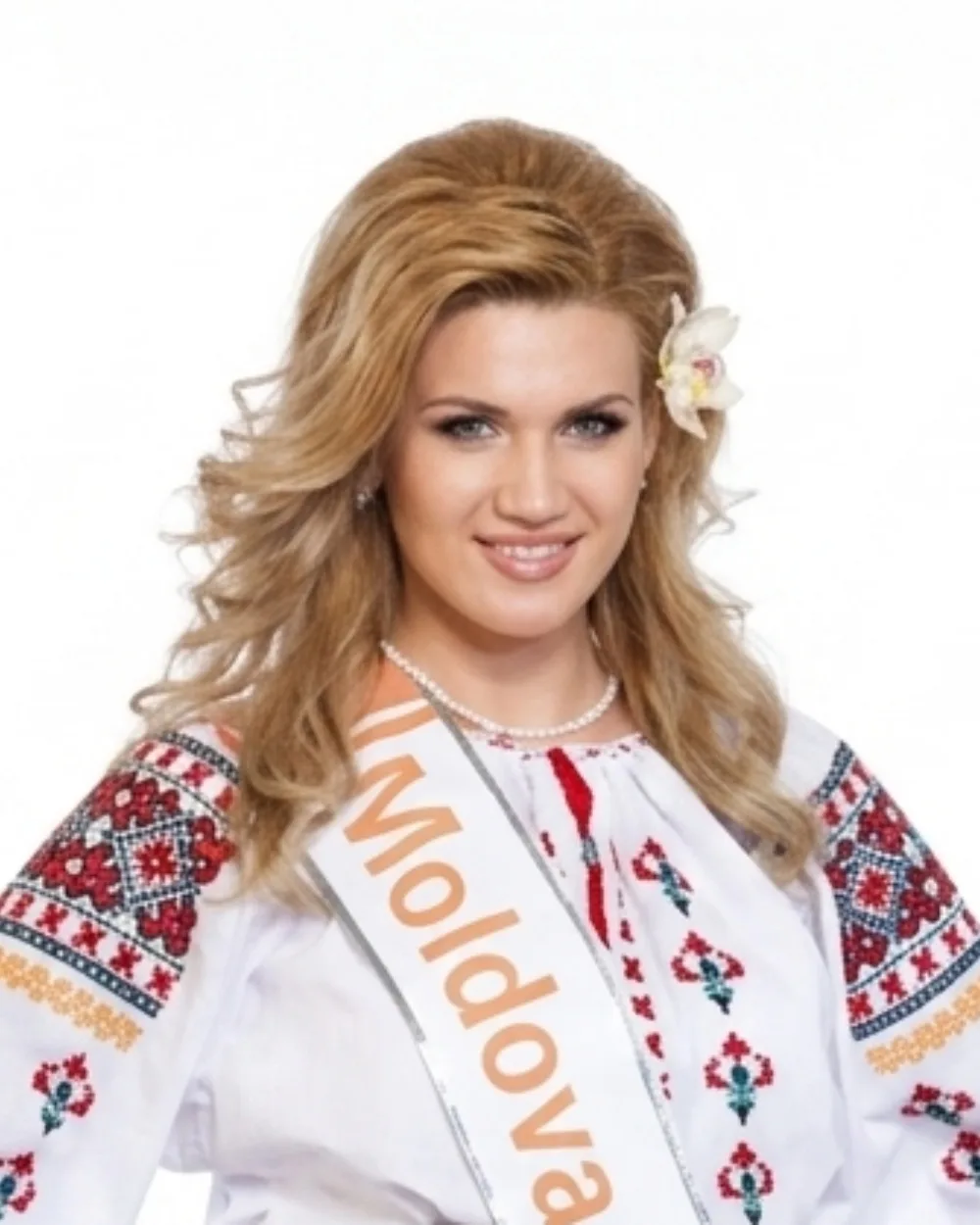 Bujor Maria, Model, China