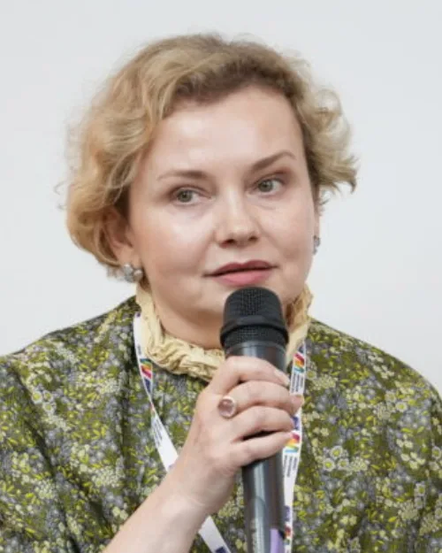 Shapoval Stella, Administration, Ukraine