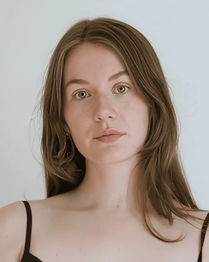 Elas Daria, Artă, Canada
