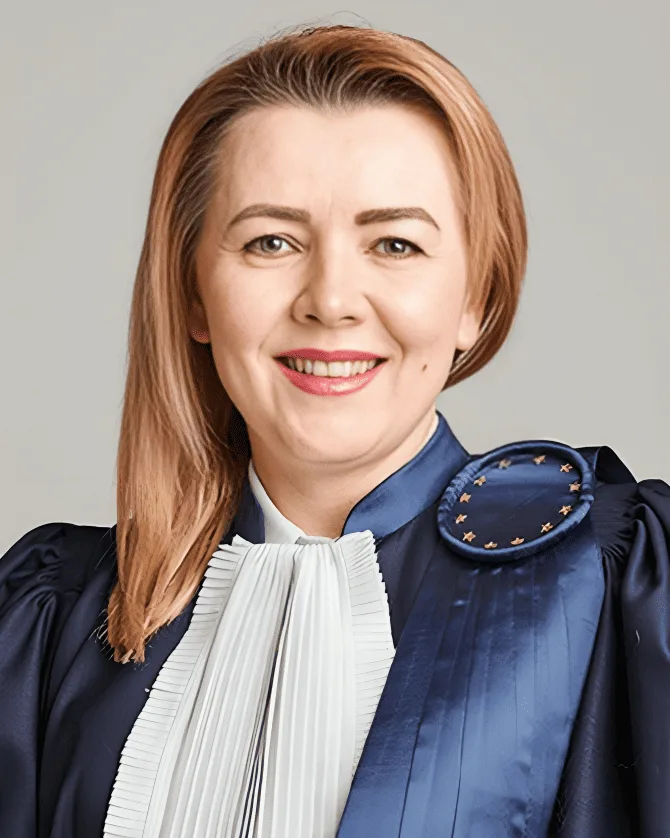 Sârcu Diana, Justiție, Franța