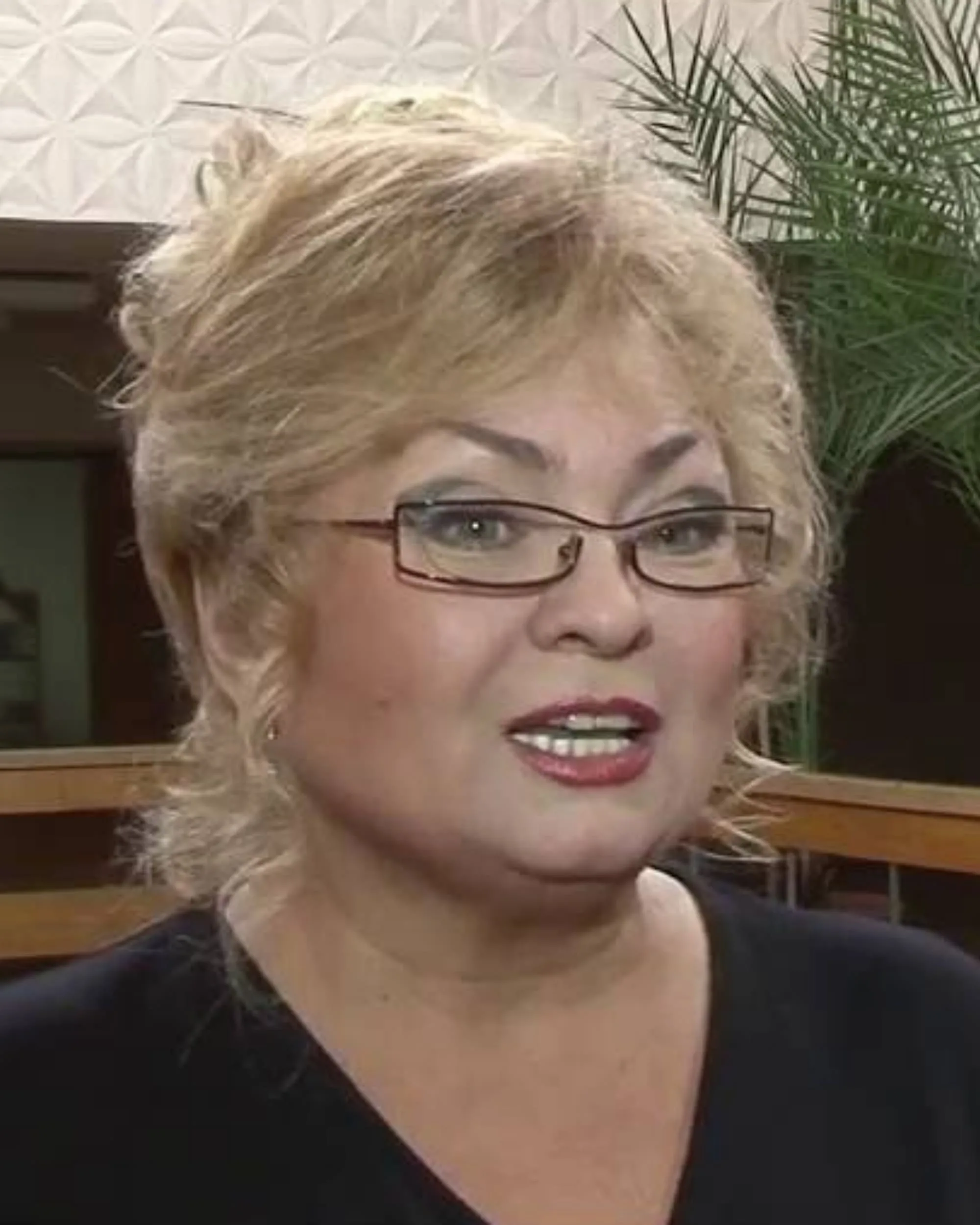 Asoianț Irina, Literatură, Canada