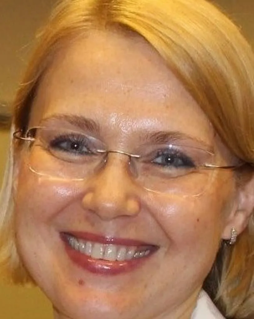 Crasnițchi Svetlana, Administrație, Statele Unite ale Americii