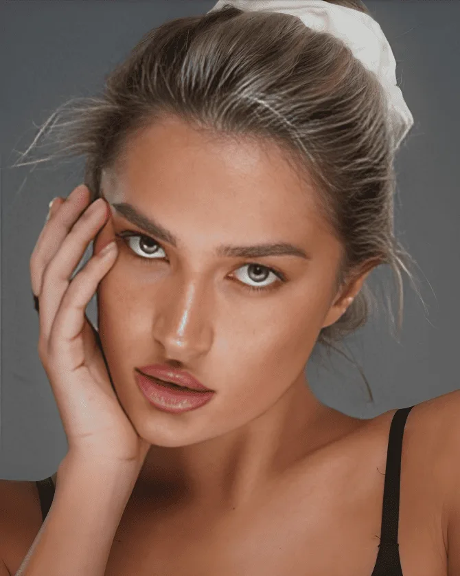 Perstinchik Alina, Model, Emiratele Arabe Unite