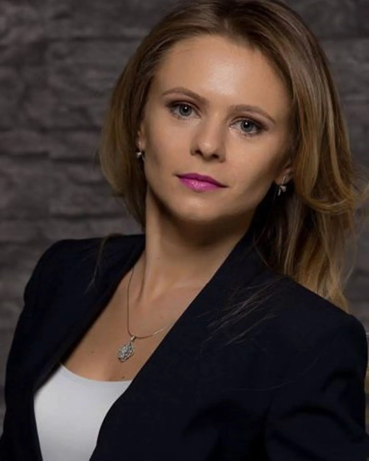 Șerban Daniela, Business, România