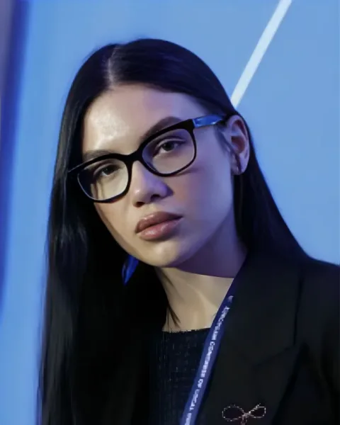 Bolea Elena, Бизнес, Польша