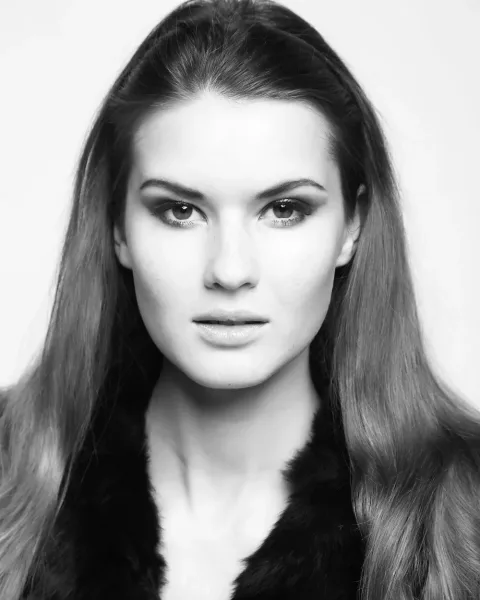 Pascari Carolina, Model, Italia