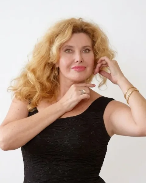 Margarit Natalia, Опера, Италия