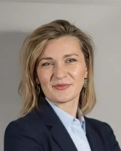 Melniciuc Cătălina, Bussiness, Franța