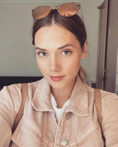 Caraman Emma, Кинотеатр, Великобритания