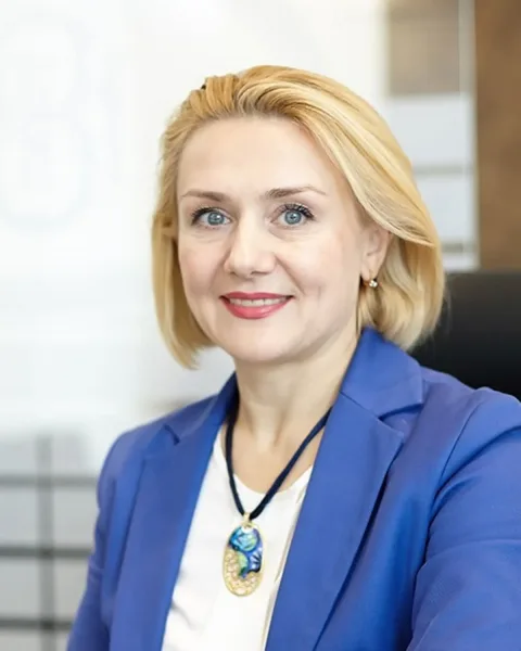 Harea Cristina, Business, Romania