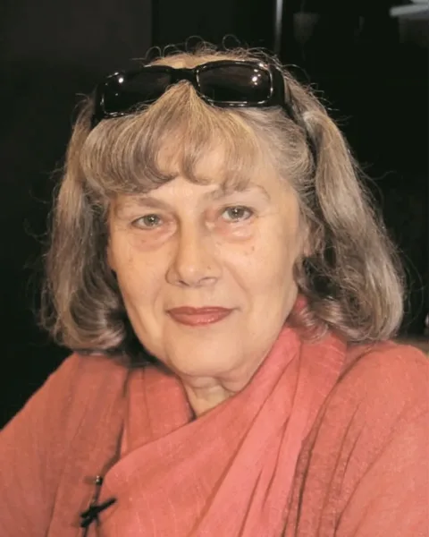 Mahlina Svetlana, Educație, Federația Rusă