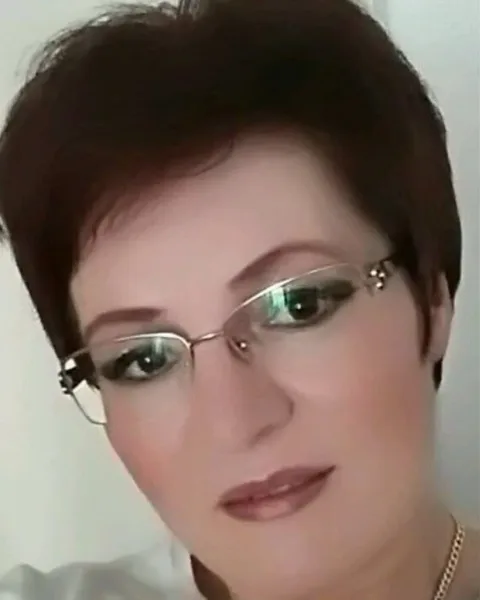 Popa Ecaterina, Educație, România