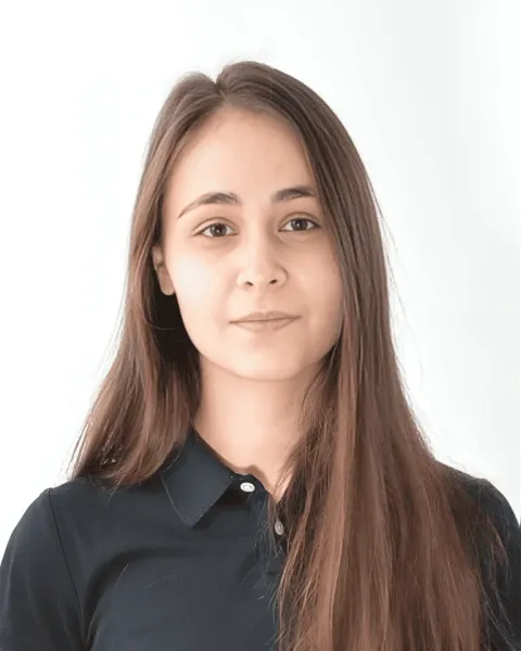 Sîrbu Julietta, Театр, Италия