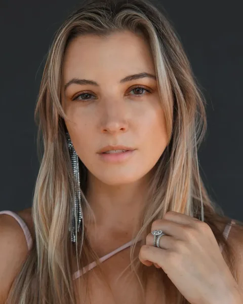 Slesarenco Olga, Социальные сети, Соединенные Штаты Америки