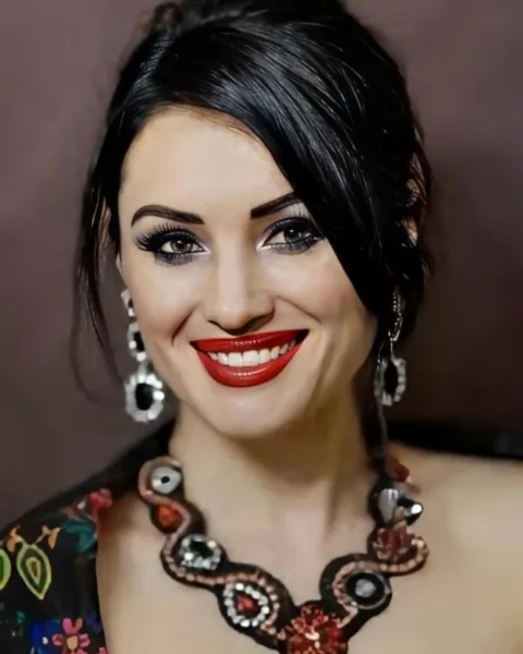 Vasilashko Dorina, Muzică, România