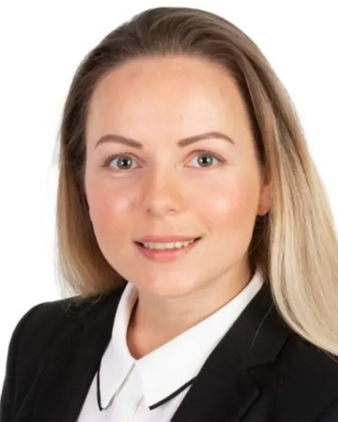Vdovîi Dida Olga, Finance, New Zealand